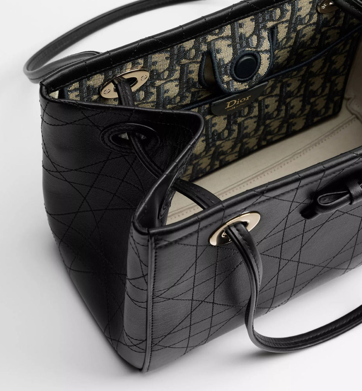 Calfskin Handbag Design 013 product image 4