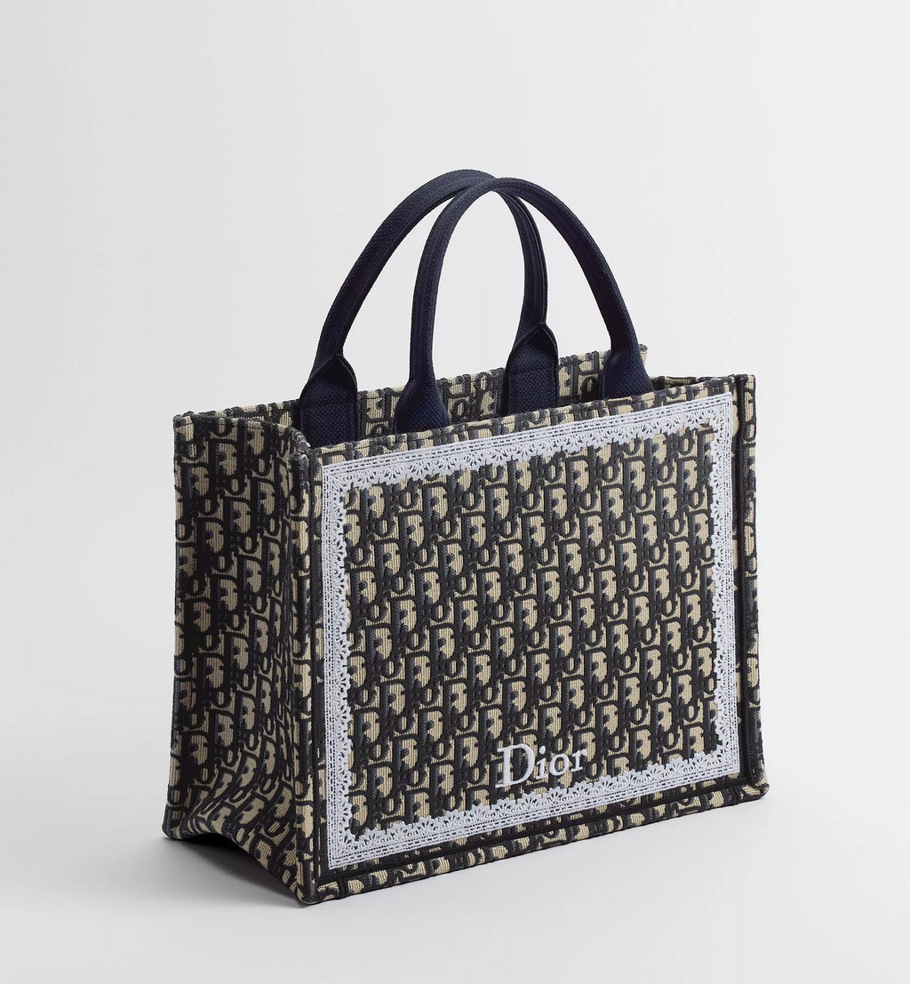 Women's Medium Book Tote with Strap