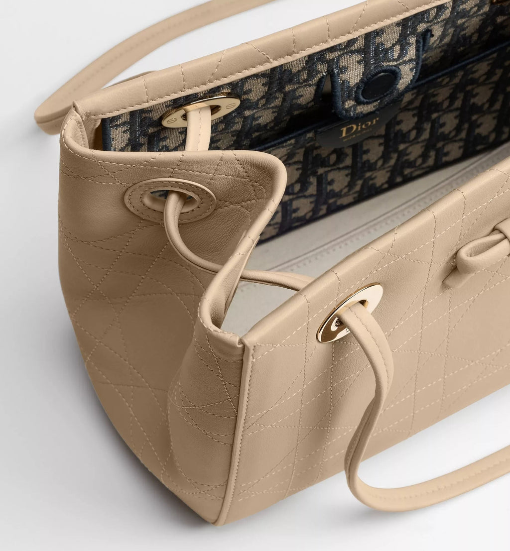 Calfskin Handbag Design 015 product image 4