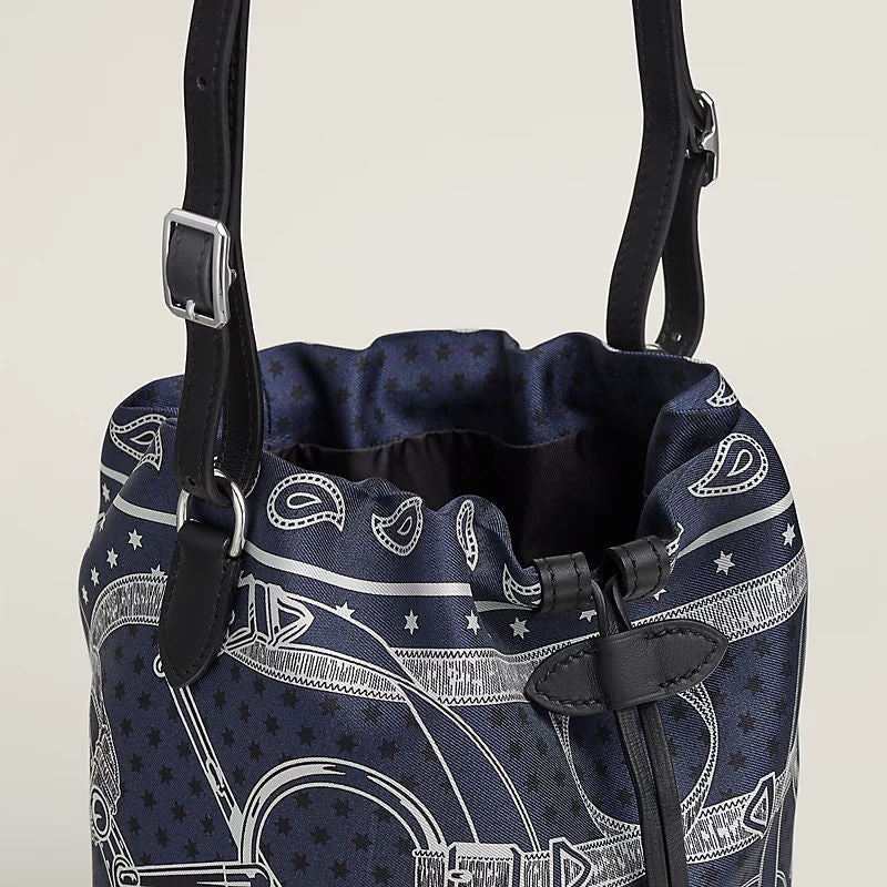 Lassoie Luxury Handbag With Eperon D'Or Bandana And Swift Calfskin Drawstring Closure For Women