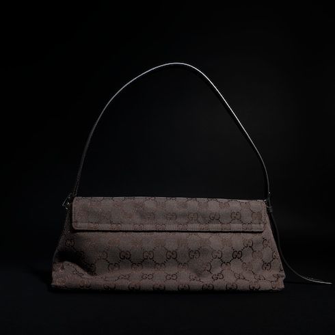 Madison Medium Shoulder Luxury Handbag With GG Canvas And Logo Plaque For Women