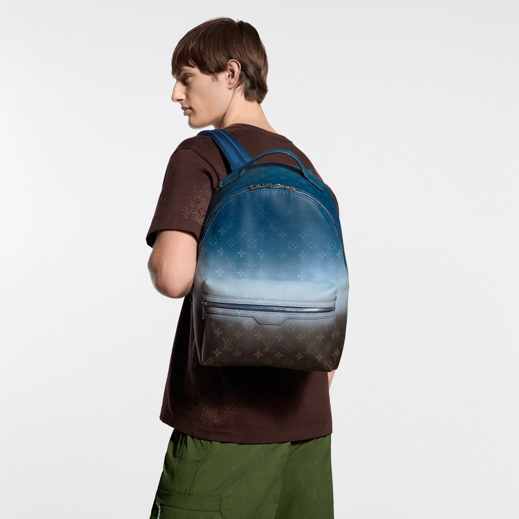 Discovery Backpack PM Monogram Pigment Blue Shoes For Men