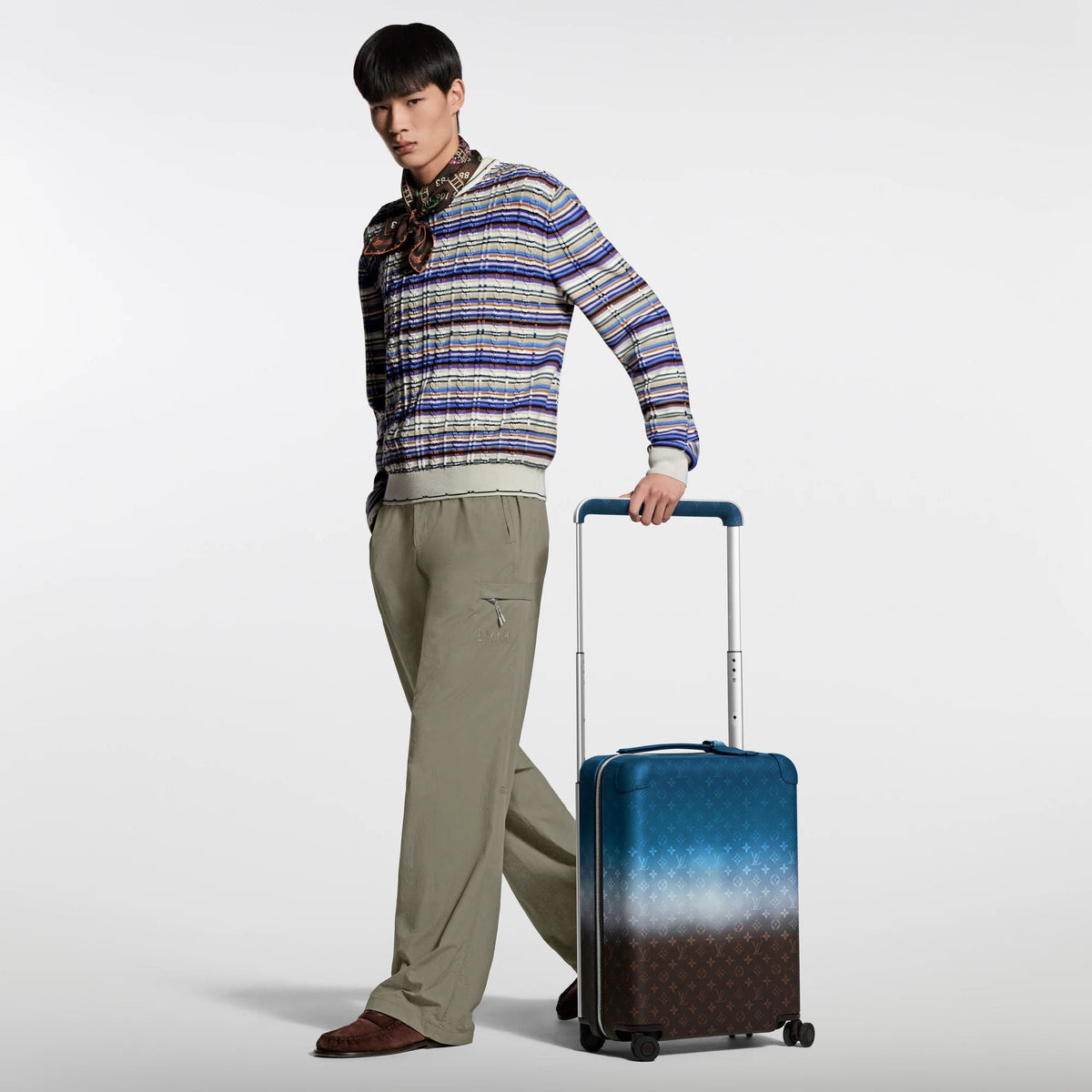 Blue Coated Canvas Luggage product image 8