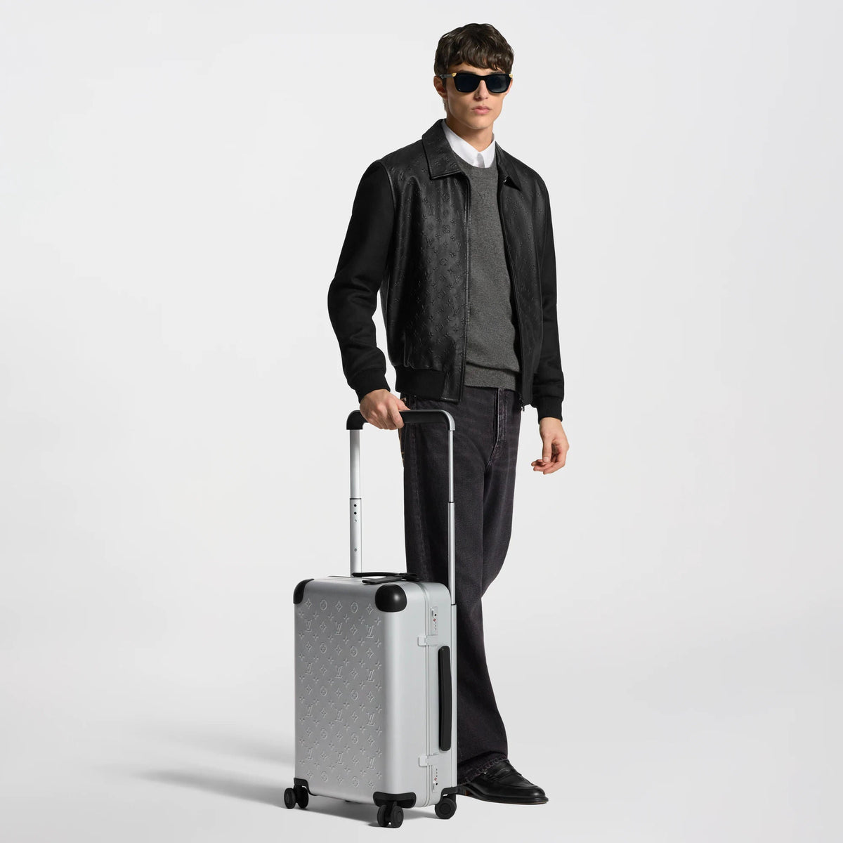 Black Luggage product image 13