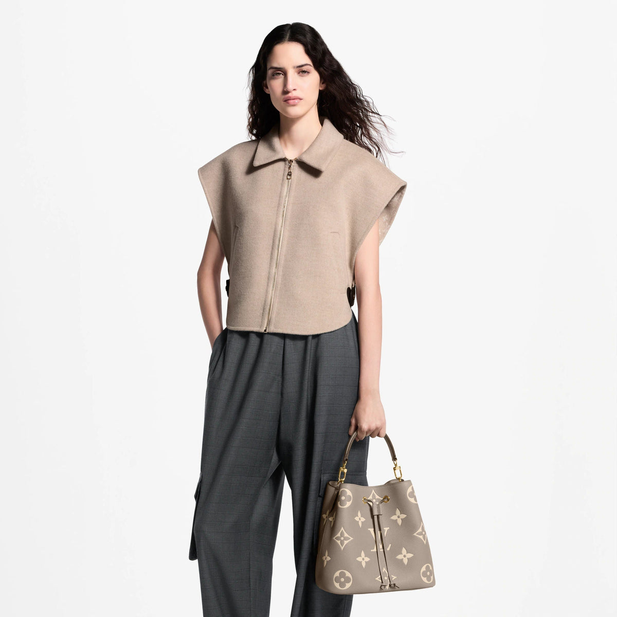 NéoNoé MM Bicolor Monogram Empreinte Leather Bucket Bag M45555 For Women