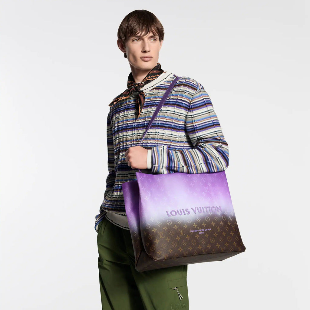 Shopper Tote MM Monogram Pigment Purple For Men