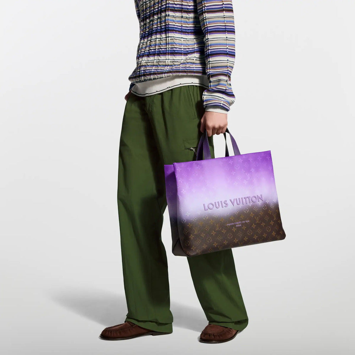 Shopper Tote MM Monogram Pigment Purple For Men