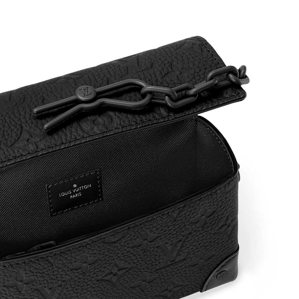 Steamer Wearable Wallet Monogram Black For Men