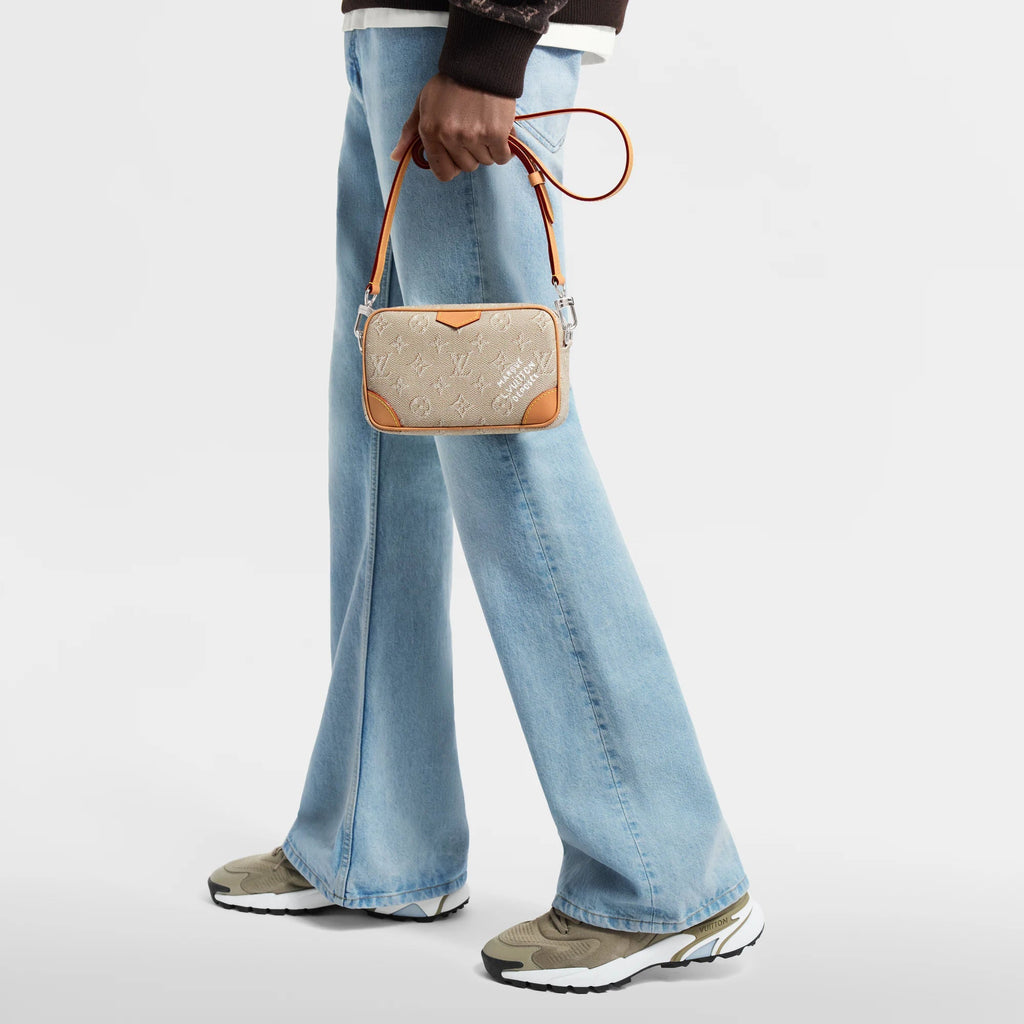Trocadéro Wearable Wallet Monogram Heritage Linen For Men