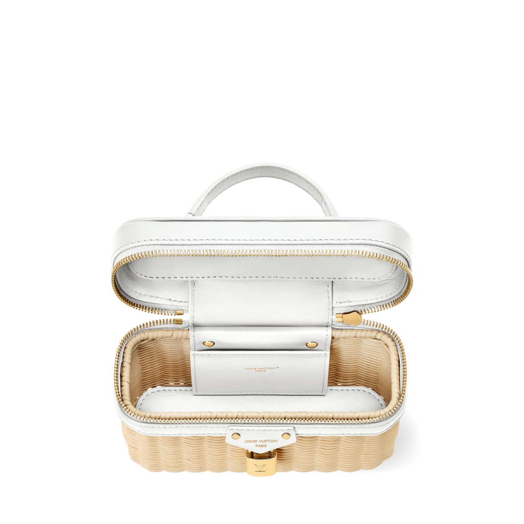 Vanity Chain Crossbody Pouch Rattan Leather Snow Gold-Toned Hardware