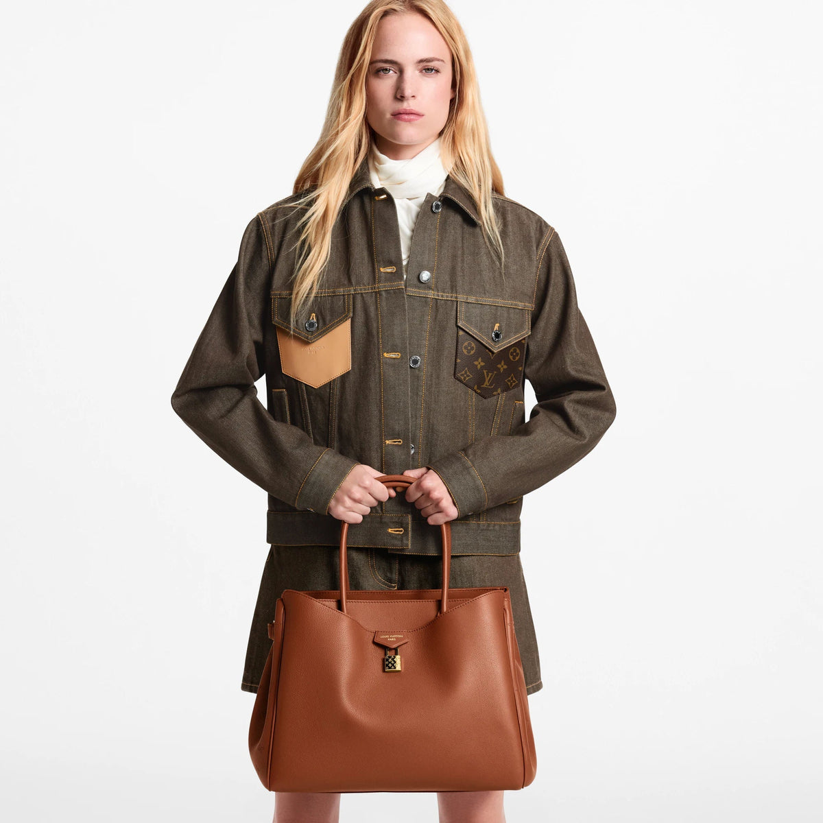 Vendome MM Cognac Calfskin Leather Tote Bag M26501 For Women